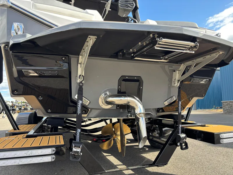 Slide: The Image of Nautique Super Air Nautique G21 2025 - 7