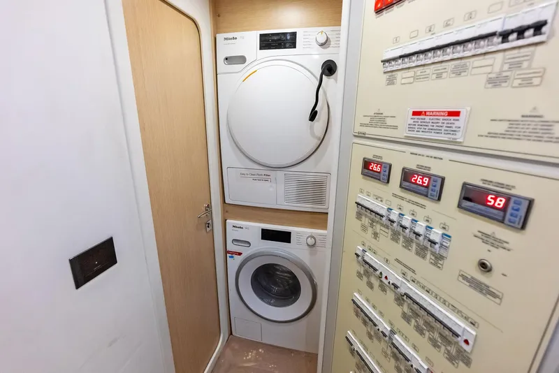 Slide: The Image of Ferretti Yachts 780 2019 - 88