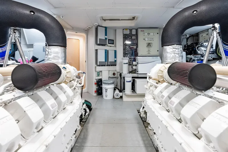 Slide: The Image of Ferretti Yachts 780 2019 - 90