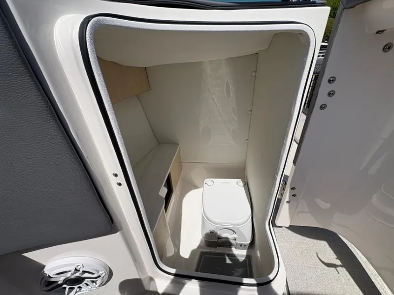 Slide: The Image of Regal LS6 Ultimate 2025 - 17