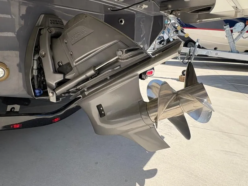 Slide: The Image of Regal LS6 Ultimate 2025 - 20