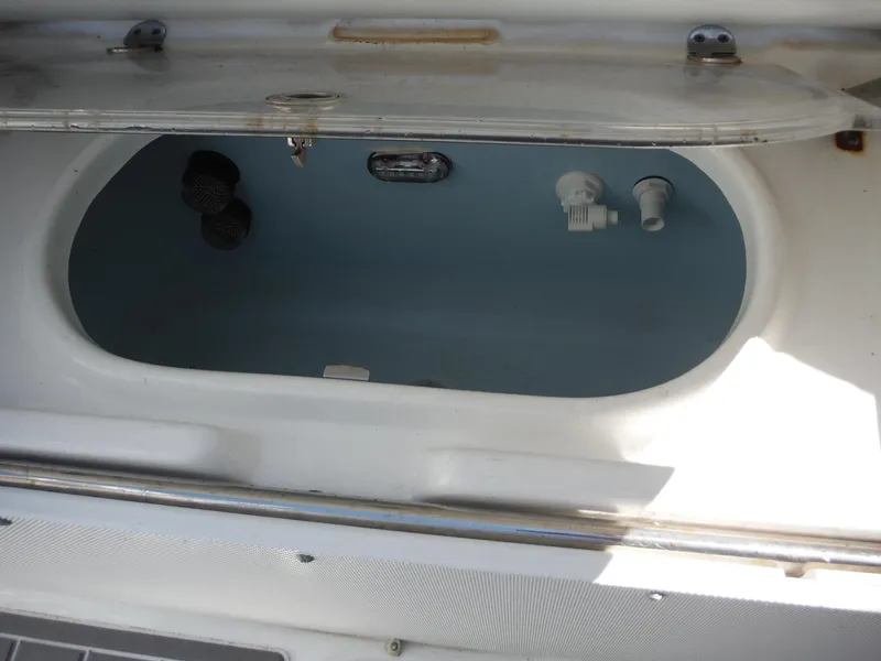 Slide: The Image of Livewell compartment in 2019 Hurricane Center Console 21 OB boat. - 25