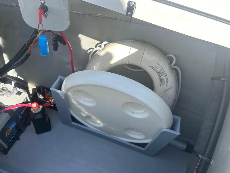 Slide: The Image of Bayliner 235 Bowrider 2012 - 51