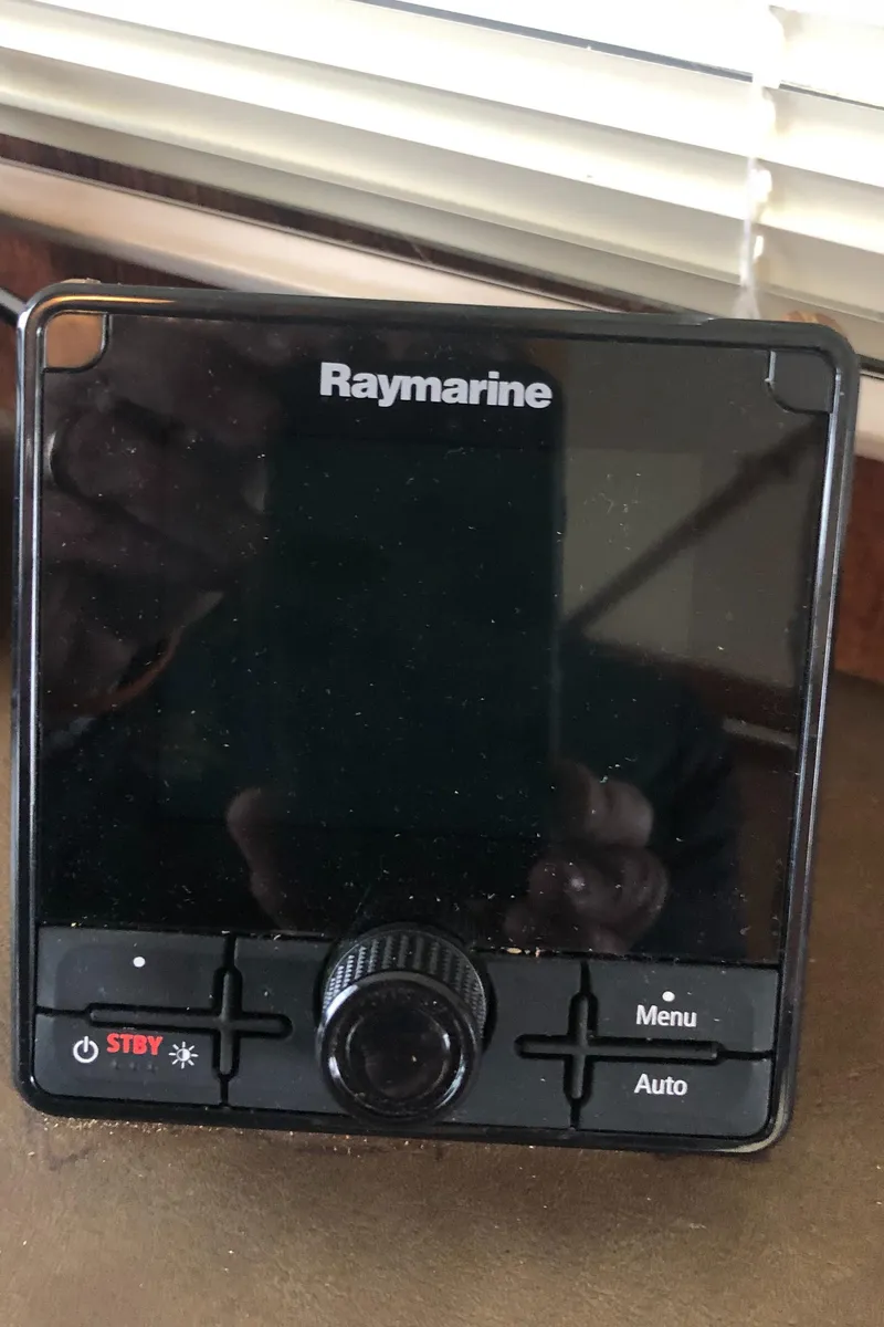 Slide: The Image of Raymarine navigation device on 1976 Tollycraft 48 Cockpit Motor Yacht. - 21