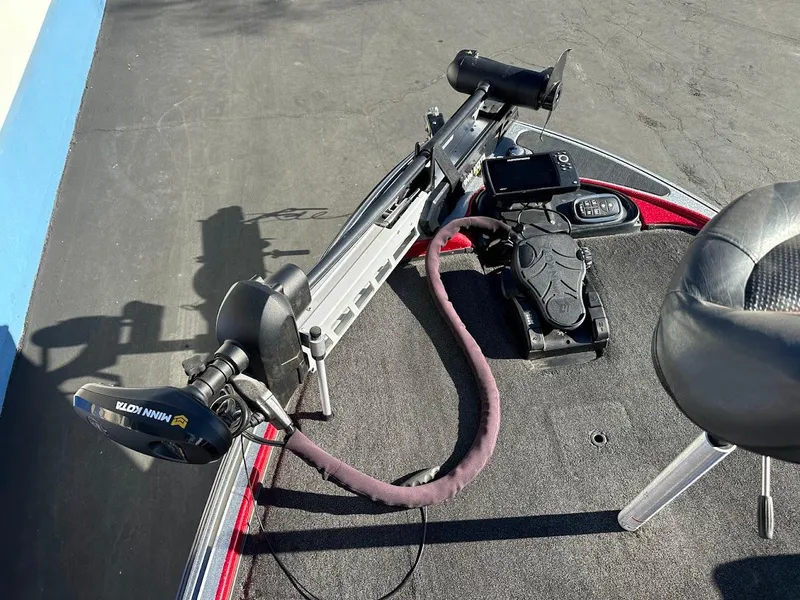 Slide: The Image of Nitro Z9 2008 boat deck with trolling motor and control panel. - 36