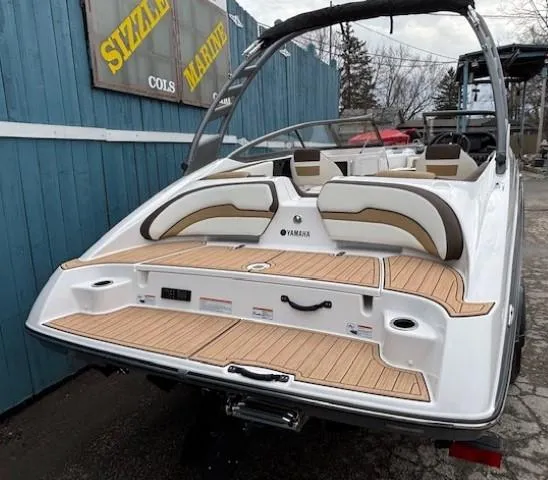 Slide: The Image of 2021 Yamaha Boats 195S with sleek design and spacious seating at Sizzle Marine. - 3