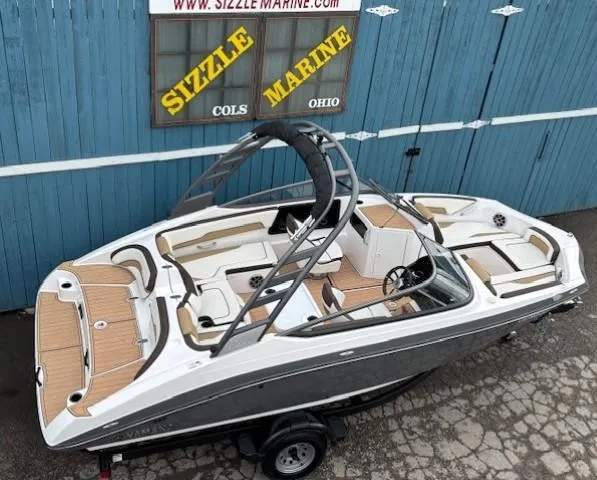 Slide: The Image of 2021 Yamaha Boats 195S on trailer at Sizzle Marine, Ohio. - 5