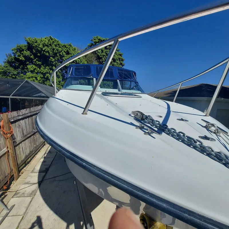 Slide: The Image of Crownline Boats 242 CR 2000 - 57