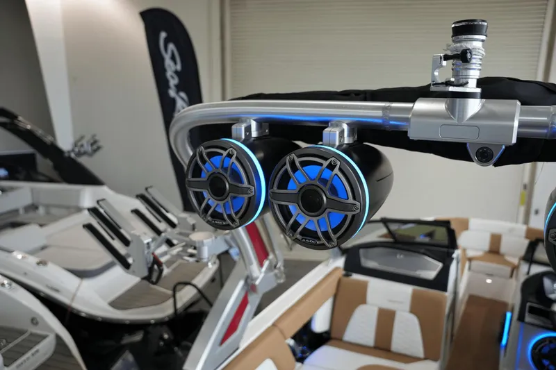 Slide: The Image of MasterCraft X24 2022 - 39