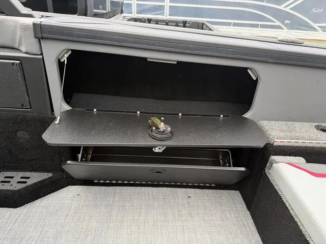 Slide: The Image of Alumacraft Trophy 175X Sport 2025 - 13