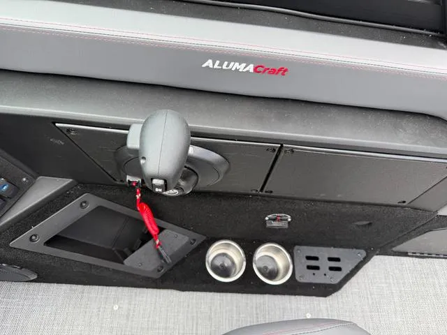 Slide: The Image of Alumacraft Trophy 175X Sport 2025 - 27