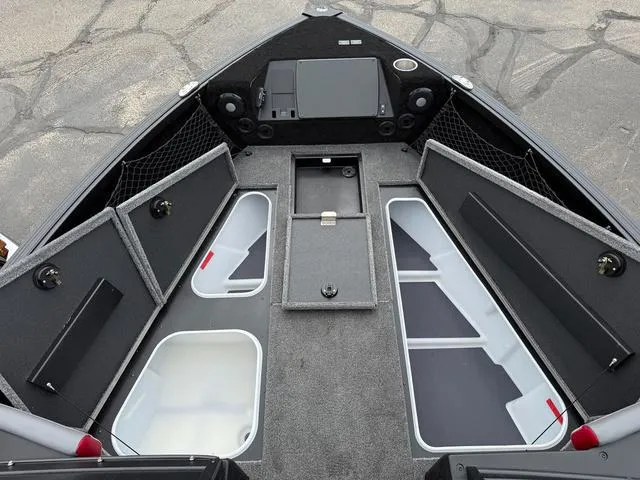 Slide: The Image of Alumacraft Trophy 175X Sport 2025 - 32