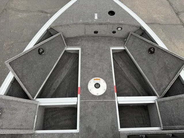 Slide: The Image of Alumacraft Voyageur 175 SC 2024 - 21