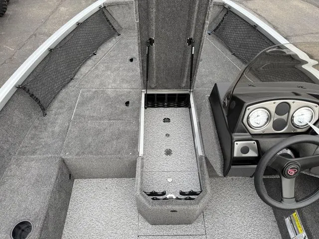 Slide: The Image of Alumacraft Voyageur 175 SC 2024 - 20