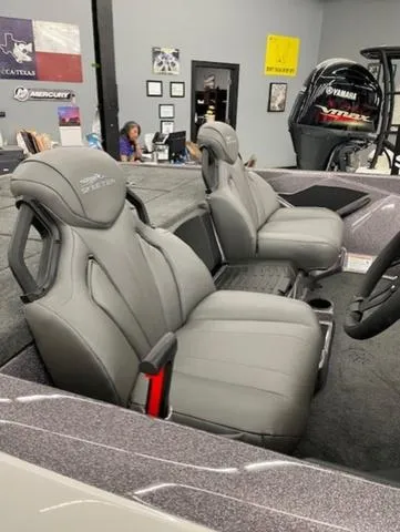 Slide: The Image of Skeeter ZXR21SE 2025 - 7