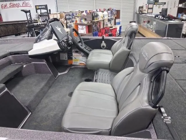 Slide: The Image of Skeeter ZXR20SE 2025 - 3