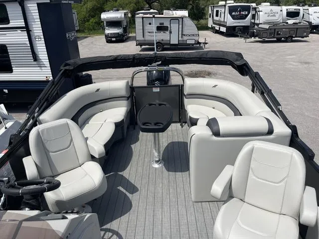 Slide: The Image of Starcraft EXS 1 2025 - 14