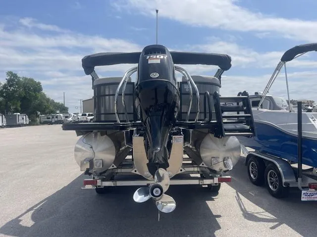 Slide: The Image of Starcraft EXS 1 2025 - 3