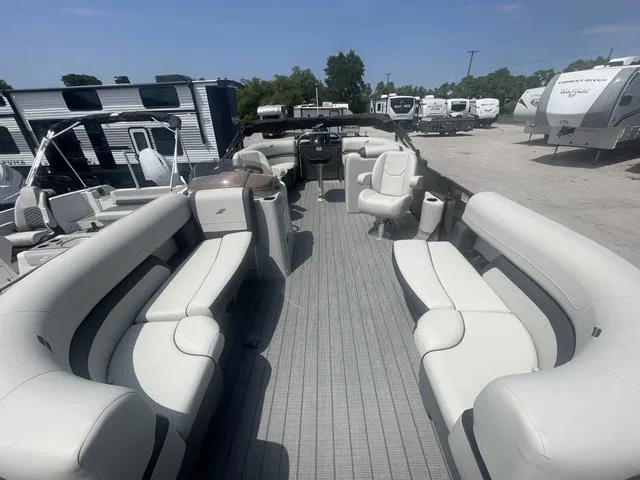 Slide: The Image of Starcraft EXS 1 2025 - 6