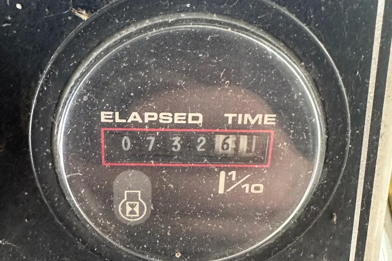 Slide: The Image of Elapsed time meter on 1991 Carver 33 Aft Cabin, showing 732.6 hours. - 6