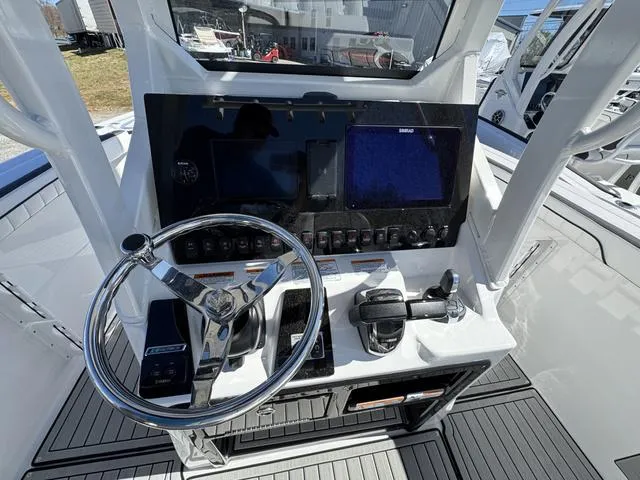 Slide: The Image of Yamaha 255 FSH Sport H 2025 - 4