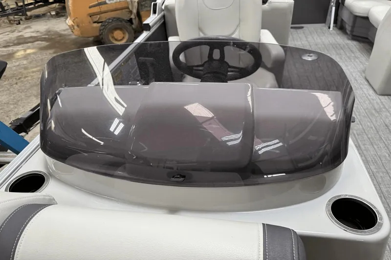 Slide: The Image of Sylvan MIRAGE8522 2021 - 18