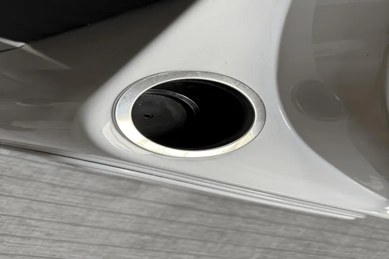 Slide: The Image of Sylvan MIRAGE8522 2021 - 30