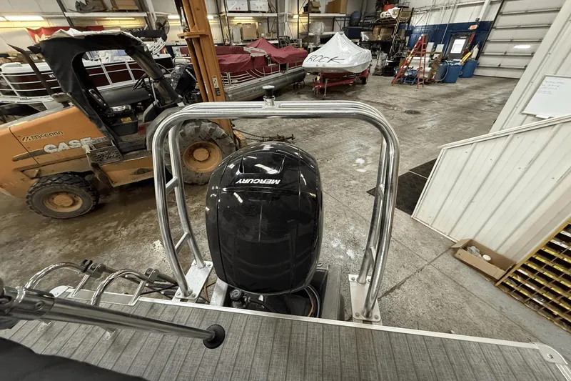 Slide: The Image of Sylvan MIRAGE8522 2021 - 31