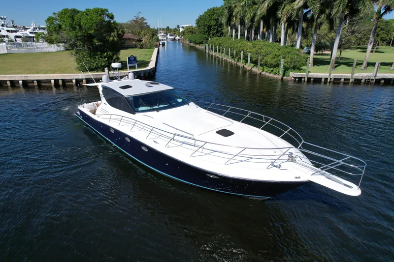 Slide: The Image of Uniesse 57 Open 1999 - 110