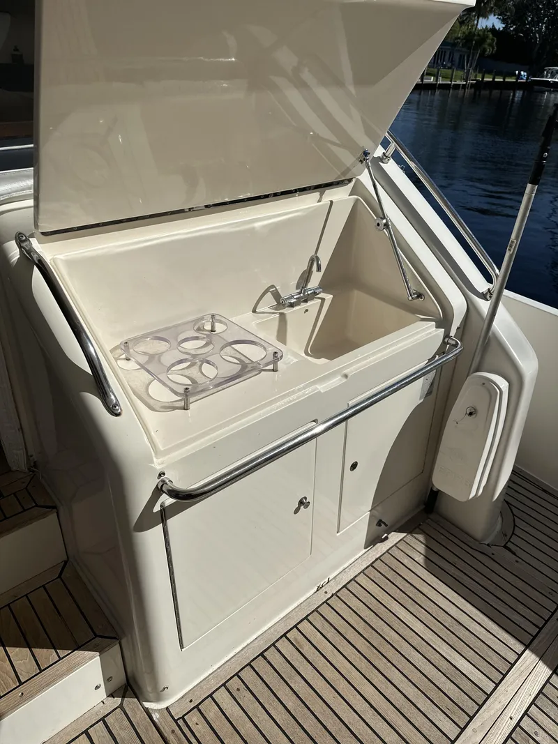 Slide: The Image of Uniesse 57 Open 1999 - 78