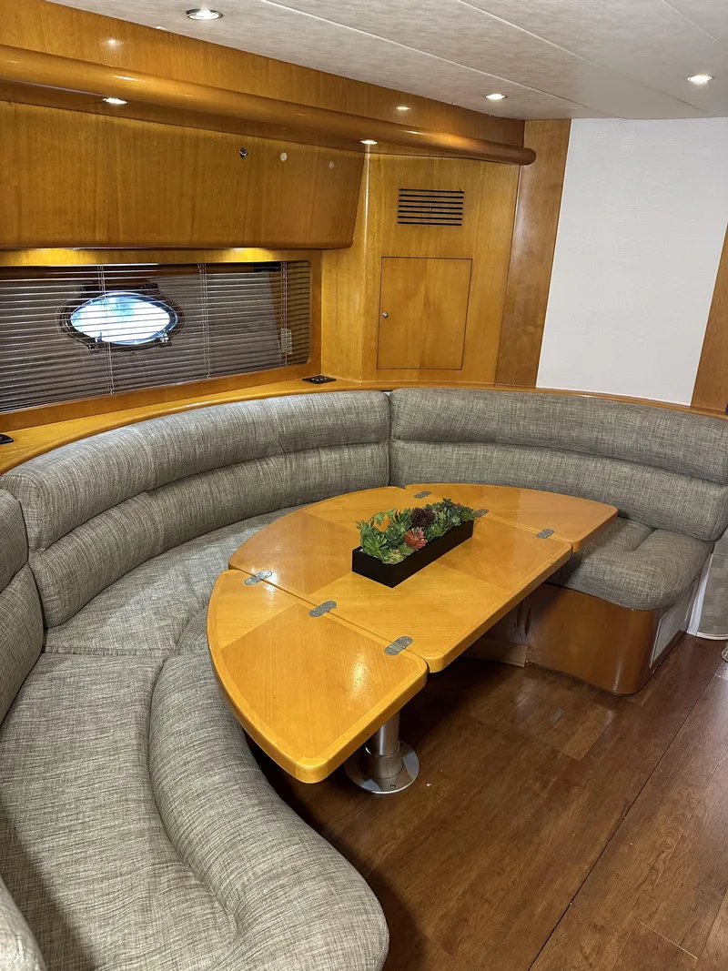 Slide: The Image of Uniesse 57 Open 1999 - 87