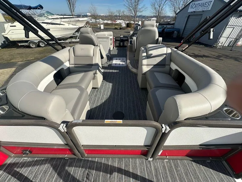 Slide: The Image of Premier 210 Sunsation RF 2024 - 12