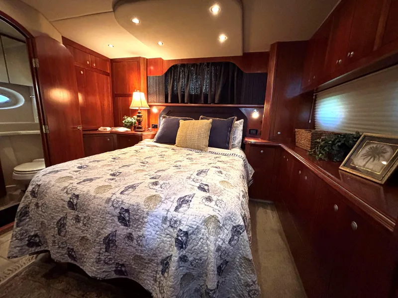 Slide: The Image of Cruisers 415 Express Motoryacht 2006 - 50