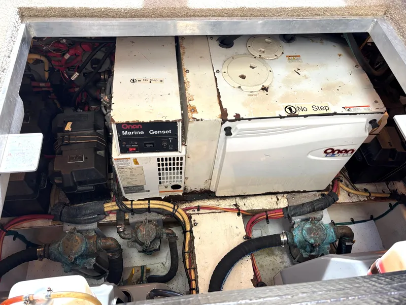 Slide: The Image of Cruisers 415 Express Motoryacht 2006 - 63