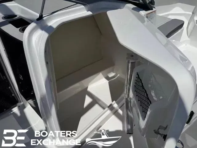 Slide: The Image of Yamaha AR250 2025 - 8