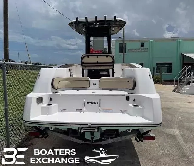 Slide: The Image of Yamaha 255 FSH Sport E 2025 - 2