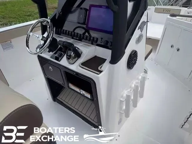 Slide: The Image of Yamaha 255 FSH Sport E 2025 - 7