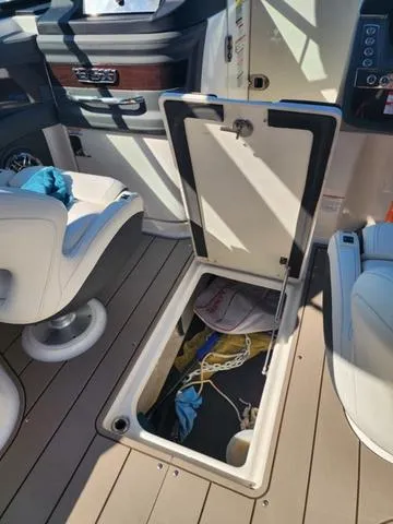 Slide: The Image of Chaparral 270 OSX 2023 - 13