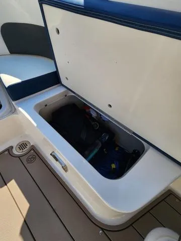 Slide: The Image of Chaparral 270 OSX 2023 - 19