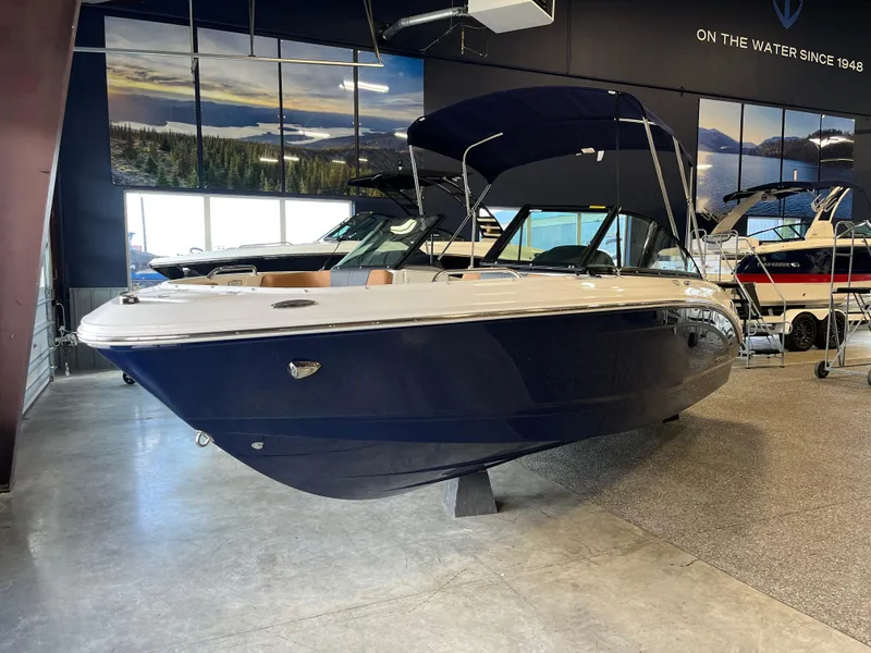 Slide: The Image of Chaparral 21 SSi 2025 - 4