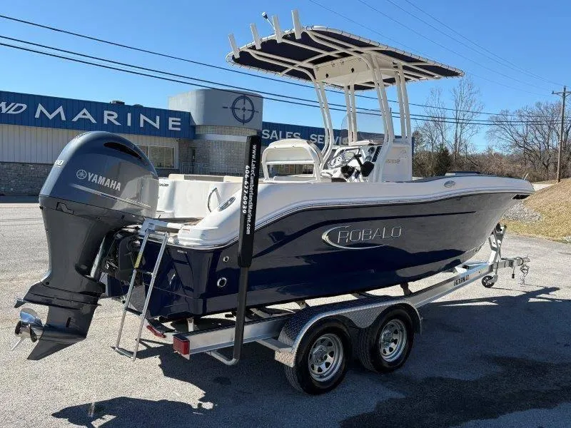 Slide: The Image of Robalo R202 Explorer 2020 - 75