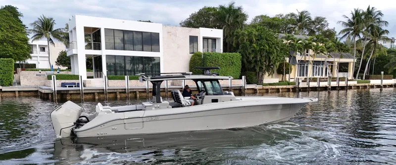 Slide: The Image of HCB 42 Lujo 2024 - 12