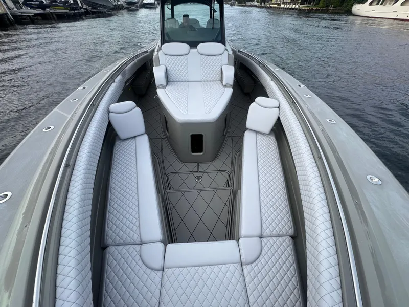 Slide: The Image of HCB 42 Lujo 2024 - 28