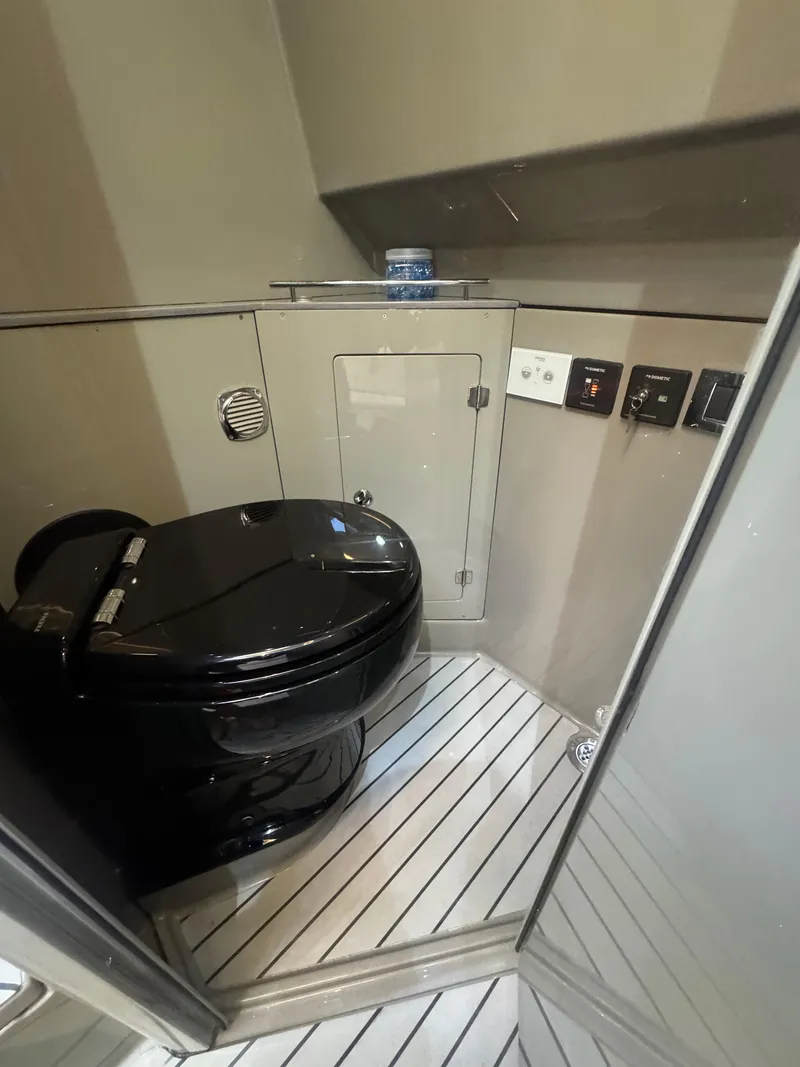 Slide: The Image of HCB 42 Lujo 2024 - 39