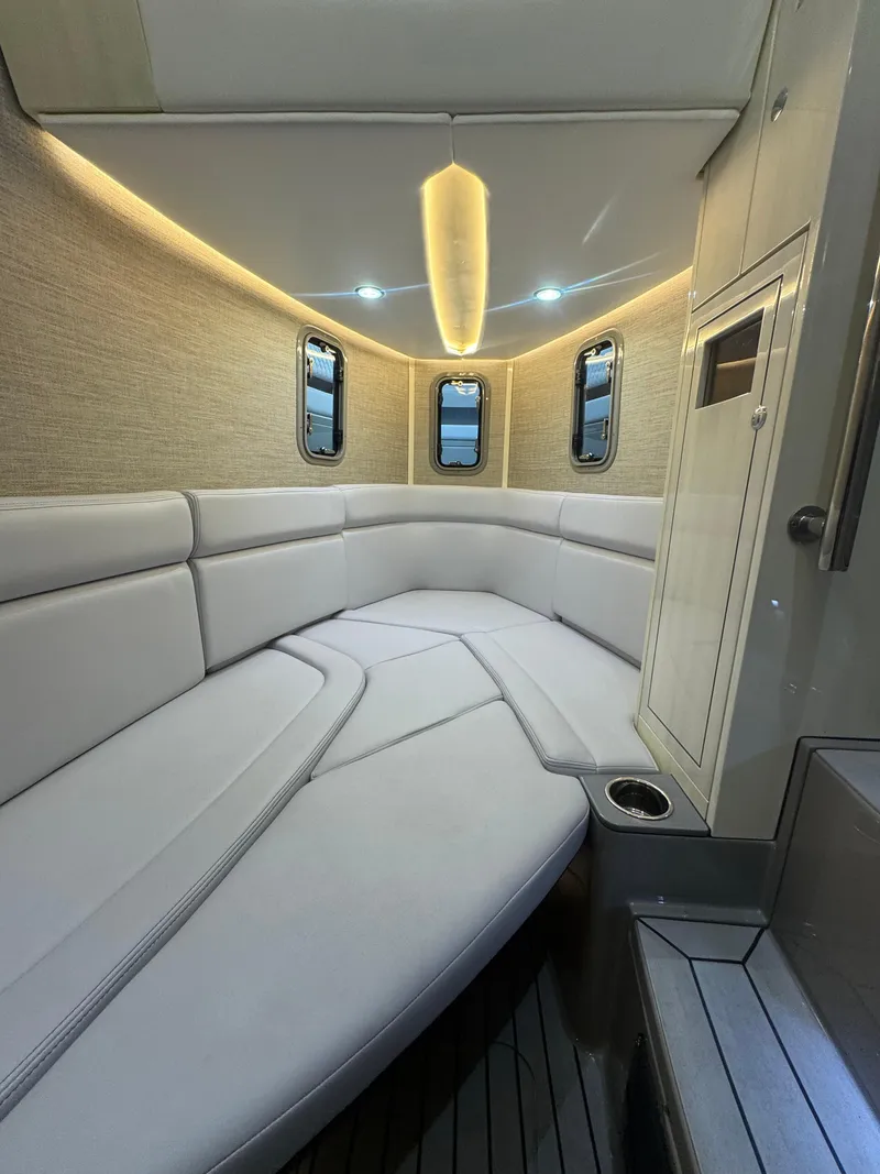 Slide: The Image of HCB 42 Lujo 2024 - 44