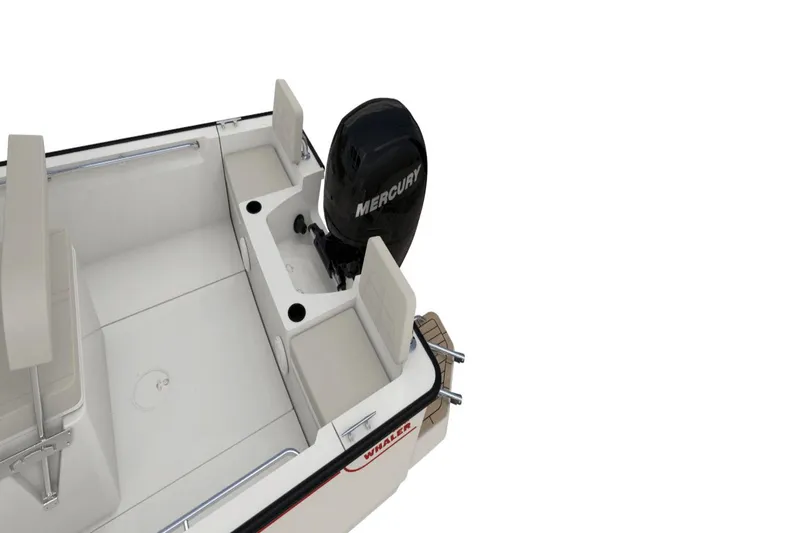 Slide: The Image of Boston Whaler 190 Montauk 2025 - 22