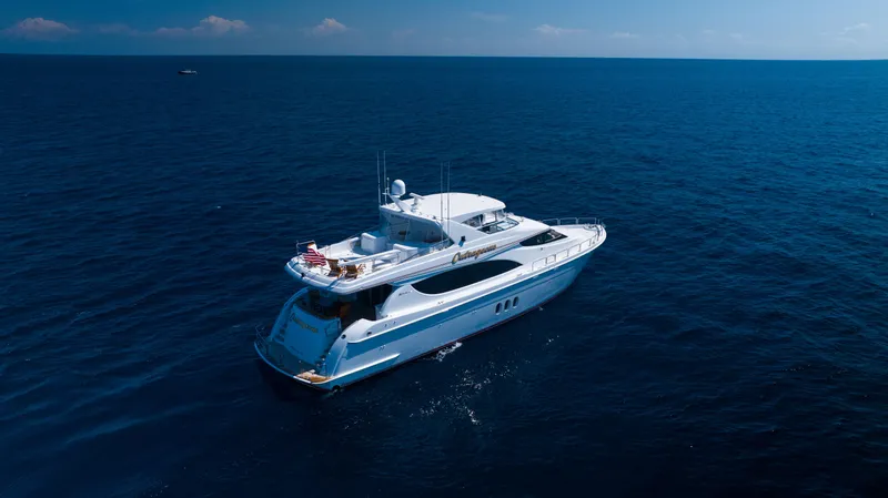Slide: The Image of Hatteras 80 Motor Yacht 2005 - 64