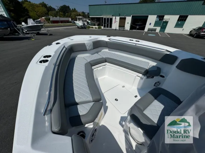 Slide: The Image of 2025 NauticStar 242 Offshore boat with spacious seating at Dodd RV Marine. - 18