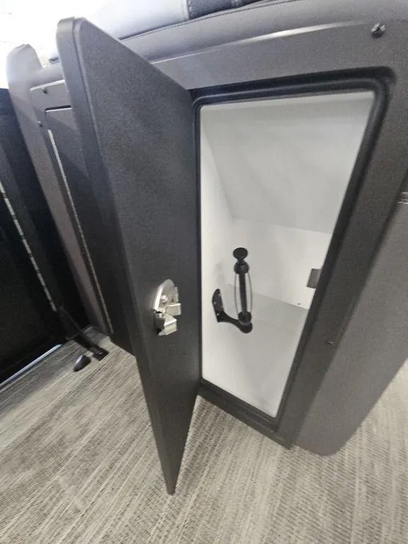 Slide: The Image of Viaggio Z22S 2025 - 5