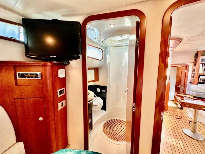 Slide: The Image of Chris-Craft Roamer 40 2007 - 54